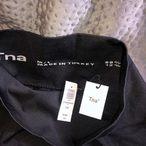 tna atmosphere 7” shorts